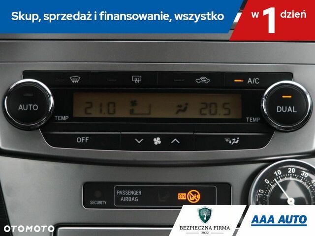 Тойота Авенсіс, об'ємом двигуна 1.8 л та пробігом 159 тис. км за 9935 $, фото 16 на Automoto.ua