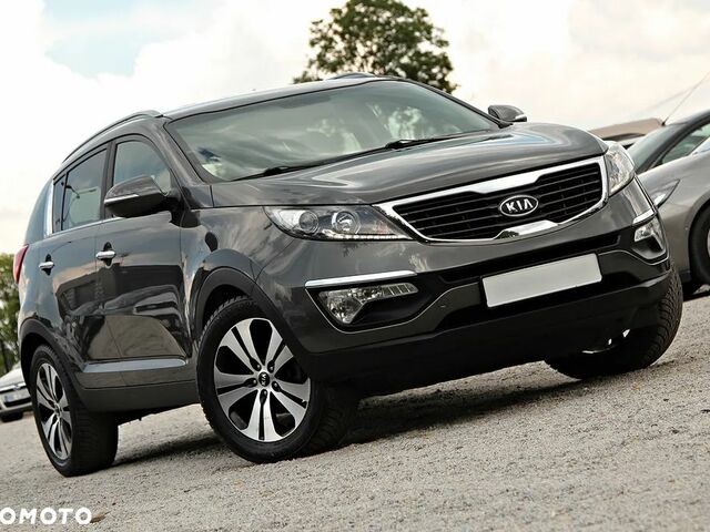 Кіа Sportage, об'ємом двигуна 2 л та пробігом 250 тис. км за 8402 $, фото 3 на Automoto.ua