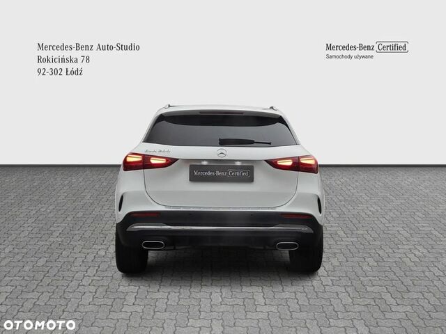 Мерседес ГЛА-Клас 2024 у Європі на Automoto.ua Білий Мерседес ГЛА-Клас, об'ємом двигуна 1 л та пробігом 18 тис. км за 41139 $, фото 4 на Automoto.ua