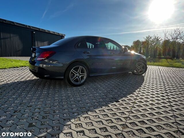 Мерседес Ц-Клас 2015 у Європі на Automoto.ua Мерседес Ц-Клас, об'ємом двигуна 2.14 л та пробігом 189 тис. км за 79500 $, фото 24 на Automoto.ua