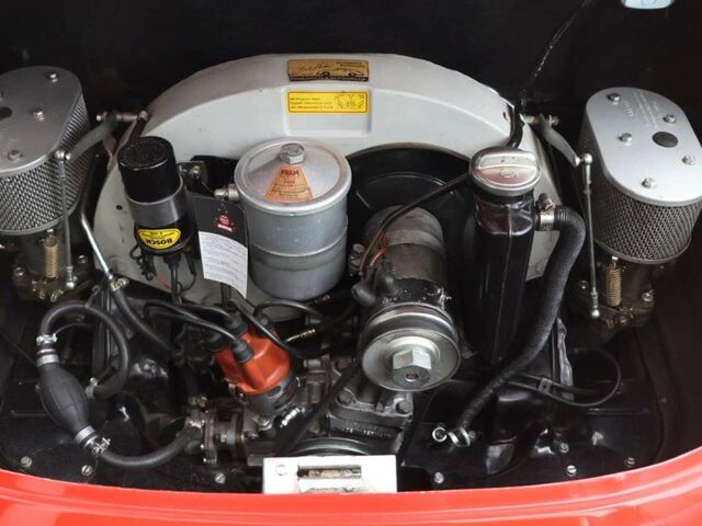 Червоний Порше 356, об'ємом двигуна 1.6 л та пробігом 4 тис. км за 97440 $, фото 13 на Automoto.ua