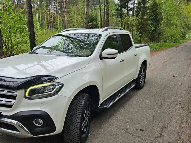 Мерседес X-Class 2017 в Европе на Automoto.ua Белый Мерседес X-Class, объемом двигателя 2.3 л и пробегом 249 тыс. км за 29783 $, фото 3 на Automoto.ua