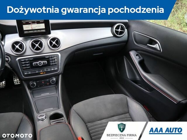 Мерседес ГЛА-Клас 2014 у Європі на Automoto.ua Білий Мерседес ГЛА-Клас, об'ємом двигуна 1 л та пробігом 190 тис. км за 16465 $, фото 8 на Automoto.ua