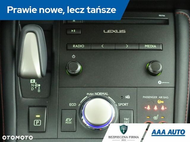 Лексус СТ, об'ємом двигуна 1.8 л та пробігом 28 тис. км за 20734 $, фото 11 на Automoto.ua