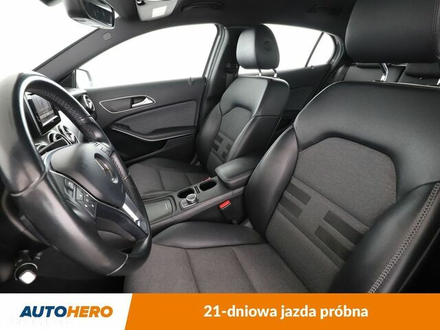 Мерседес ГЛА-Класс 2014 в Европе на Automoto.ua Серый Мерседес ГЛА-Класс, объемом двигателя 1 л и пробегом 169 тыс. км за 14189 $, фото 10 на Automoto.ua