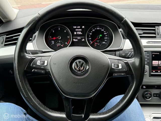 Фольксваген Пассат Варіант 2015 у Європі на Automoto.ua Сірий Фольксваген Пассат Варіант, об'ємом двигуна 1.6 л та пробігом 200 тис. км за 11791 $, фото 14 на Automoto.ua