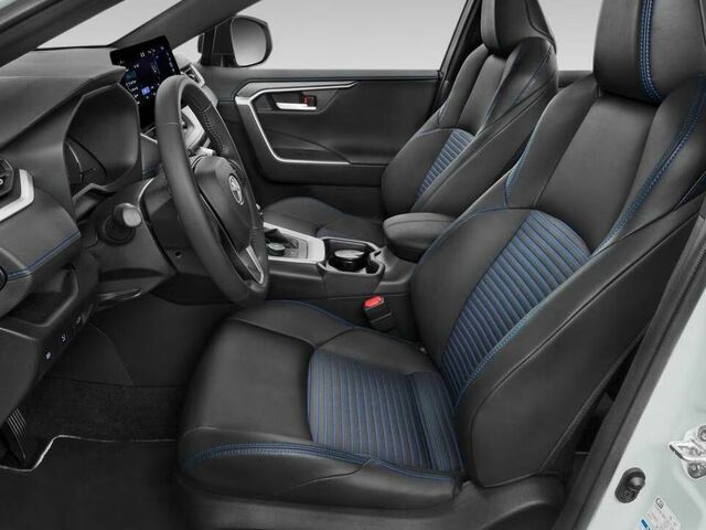 Інтер'єр Toyota RAV4 2025 Як виглядає інтер'єр Toyota RAV4 2025