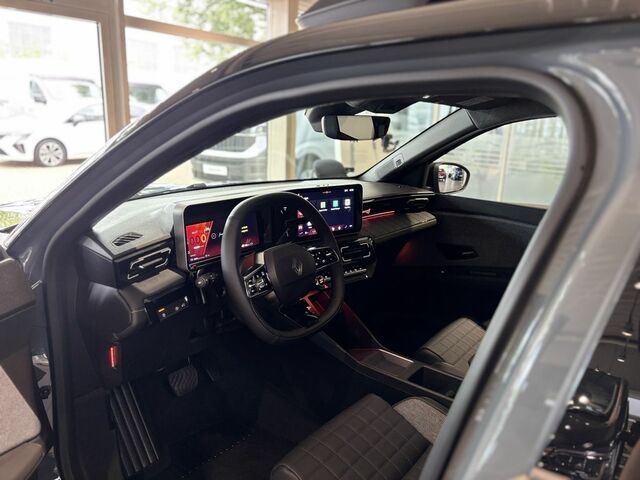 Рено R 4 2025 в Европе на Automoto.ua Серый Рено R 4, объемом двигателя 0 л и пробегом 10 тыс. км за 41438 $, фото 19 на Automoto.ua