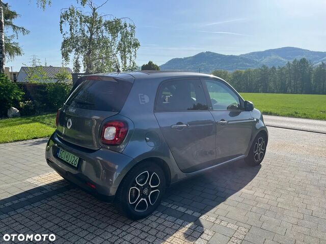 Смарт Forfour, об'ємом двигуна 0 л та пробігом 40 тис. км за 12743 $, фото 2 на Automoto.ua