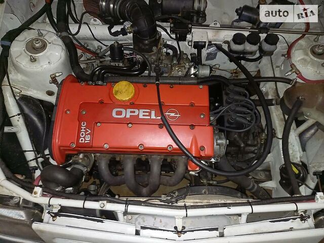 Опель Корса, Хэтчбек 1982 - 1993 A 1.4 i (82 hp)