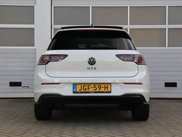 Фольксваген Golf GTE 2025 у Європі на Automoto.ua Білий Фольксваген Golf GTE, об'ємом двигуна 1.5 л та пробігом 22 тис. км за 54645 $, фото 9 на Automoto.ua