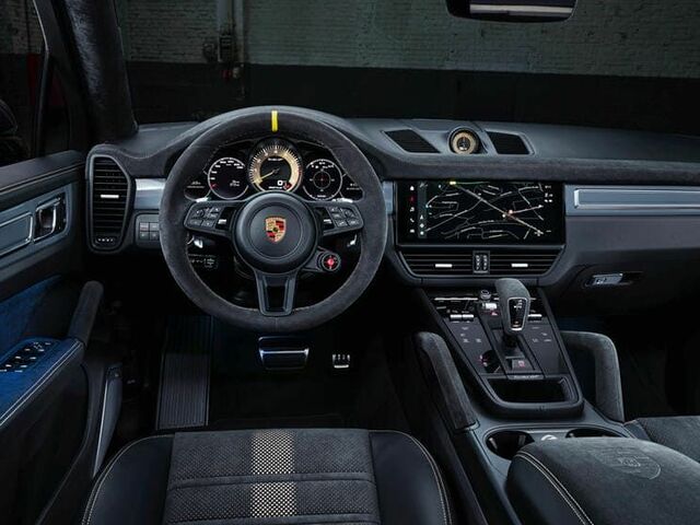 Смотреть фото салона Porsche Cayenne 2023
