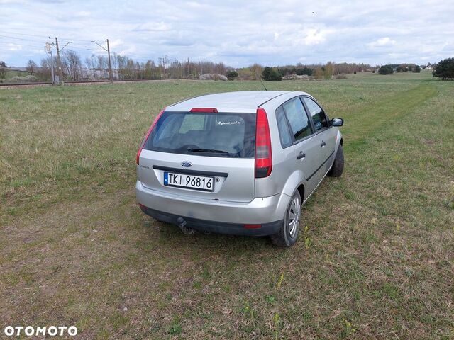 Форд Фієста, об'ємом двигуна 1.24 л та пробігом 211 тис. км за 1447 $, фото 12 на Automoto.ua