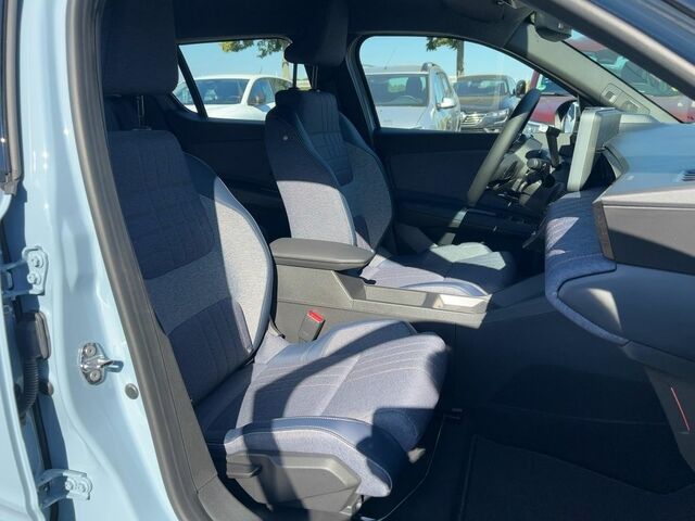 Рено R 4 2025 в Европе на Automoto.ua Синий Рено R 4, объемом двигателя 0 л и пробегом 195 тыс. км за 40845 $, фото 10 на Automoto.ua