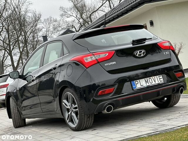 Хендай i30, об'ємом двигуна 1.59 л та пробігом 76 тис. км за 12797 $, фото 8 на Automoto.ua