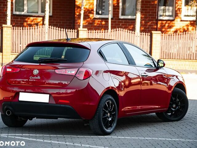 Альфа Ромео Giulietta, об'ємом двигуна 1.37 л та пробігом 156 тис. км за 7106 $, фото 7 на Automoto.ua