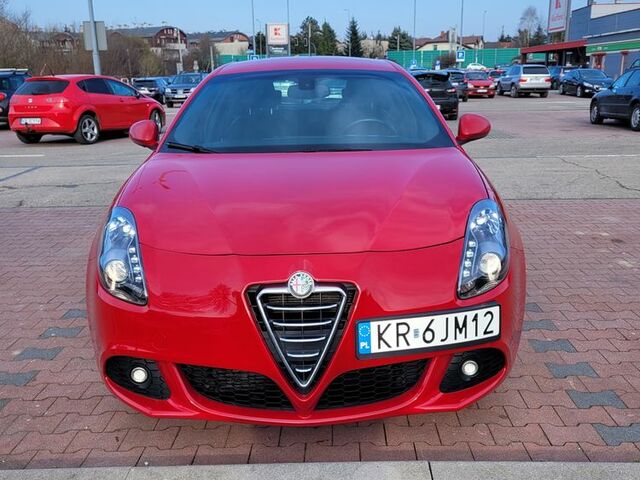 Альфа Ромео Giulietta, об'ємом двигуна 1.37 л та пробігом 126 тис. км за 7019 $, фото 9 на Automoto.ua