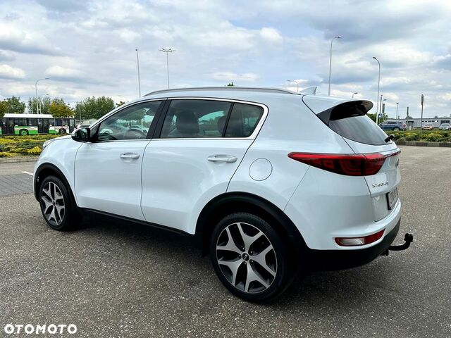 Кіа Sportage, об'ємом двигуна 1.59 л та пробігом 78 тис. км за 15097 $, фото 12 на Automoto.ua