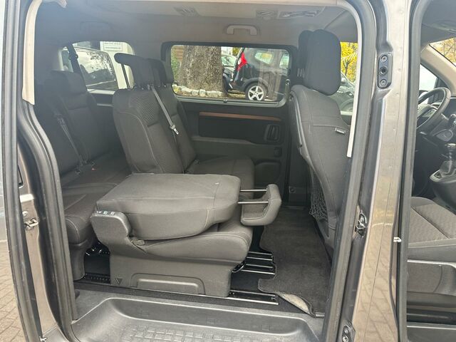 Тойота Proace Verso 2019 у Європі на Automoto.ua Тойота Proace Verso, об'ємом двигуна 2 л та пробігом 139 тис. км за 16900 $, фото 12 на Automoto.ua