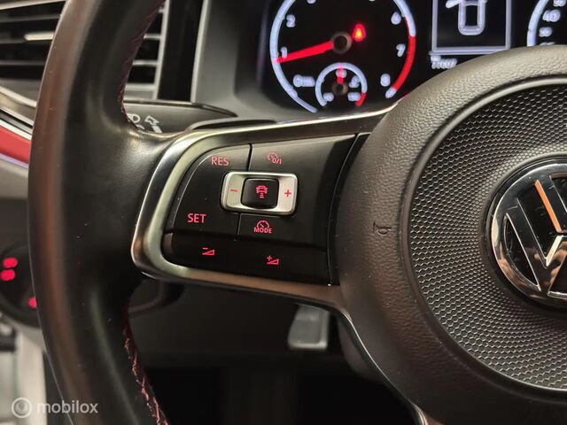 Фольксваген Polo GTI 2019 у Європі на Automoto.ua Білий Фольксваген Polo GTI, об'ємом двигуна 1.98 л та пробігом 77 тис. км за 22653 $, фото 11 на Automoto.ua