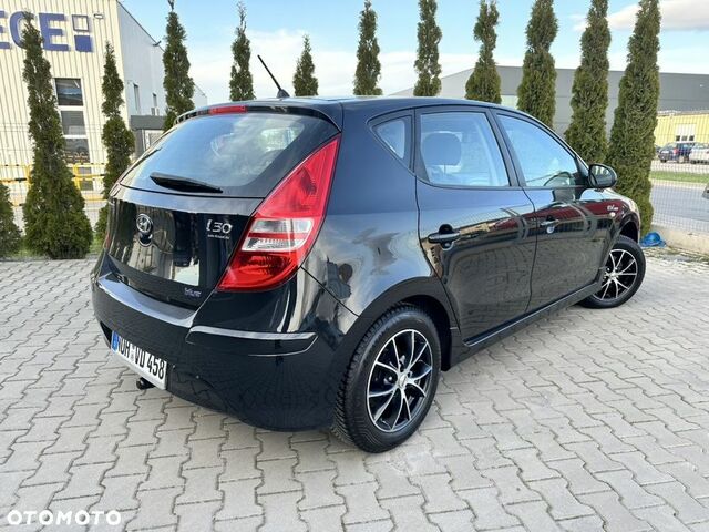 Хендай i30, об'ємом двигуна 1.4 л та пробігом 129 тис. км за 4946 $, фото 4 на Automoto.ua