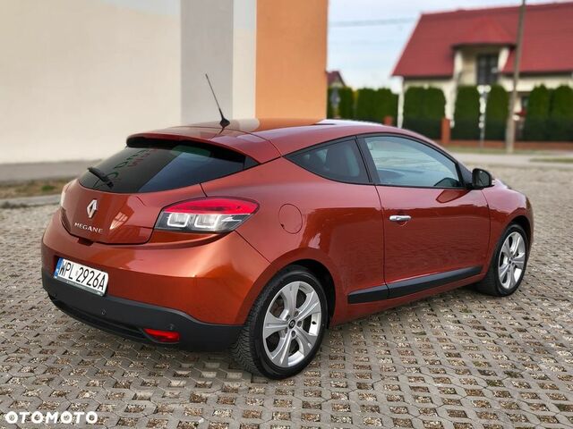 Рено Меган 2009 у Європі на Automoto.ua Рено Меган, об'ємом двигуна 1 л та пробігом 211 тис. км за 4819 $, фото 2 на Automoto.ua