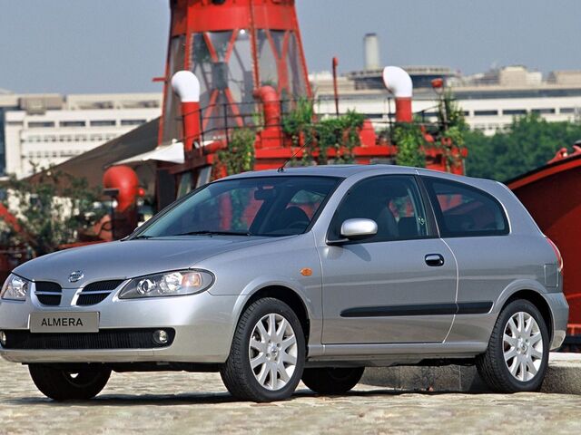 Ниссан Альмера, Хэтчбек 2000 - 2006 II Hatchback (N16) 1.8 16V