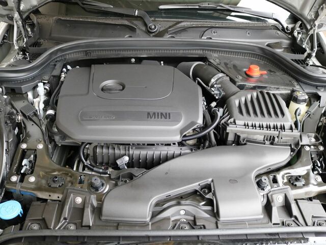 Серый Мини Купер, объемом двигателя 1.5 л и пробегом 2 тыс. км за 28845 $, фото 12 на Automoto.ua