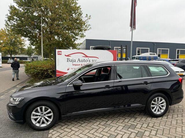 Фольксваген Пассат Вариант 2020 в Европе на Automoto.ua Черный Фольксваген Пассат Вариант, объемом двигателя 1.6 л и пробегом 202 тыс. км за 16713 $, фото 2 на Automoto.ua