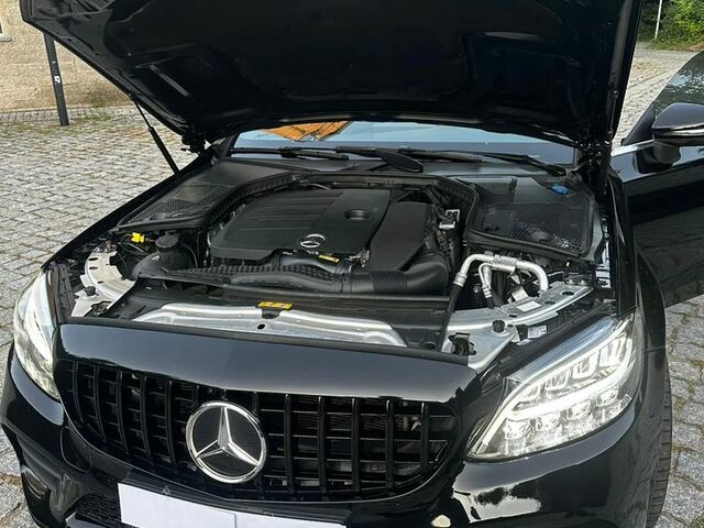 Мерседес Ц-Клас 2019 у Європі на Automoto.ua Чорний Мерседес Ц-Клас, об'ємом двигуна 1 л та пробігом 112 тис. км за 29516 $, фото 29 на Automoto.ua