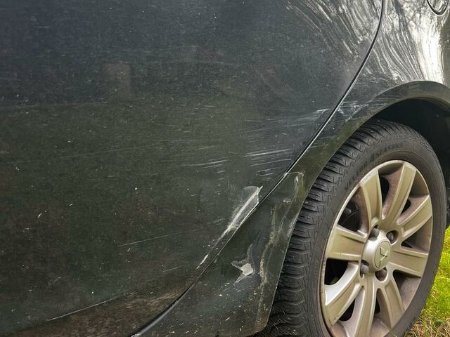 Мицубиси Кольт 2008 в Европе на Automoto.ua Черный Мицубиси Кольт, объемом двигателя 0 л и пробегом 197 тыс. км за 1200 $, фото 5 на Automoto.ua