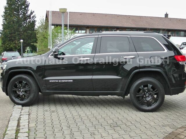 Чорний Джип Grand Cherokee, об'ємом двигуна 2.99 л та пробігом 142 тис. км за 19214 $, фото 4 на Automoto.ua