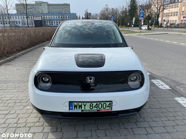 Хонда e, объемом двигателя 0 л и пробегом 20 тыс. км за 21382 $, фото 1 на Automoto.ua