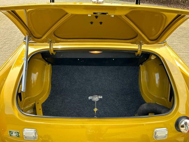 Желтый МГ Midget, объемом двигателя 1.28 л и пробегом 66 тыс. км за 22595 $, фото 13 на Automoto.ua