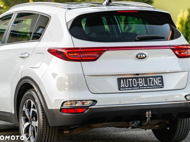 Кіа Sportage, об'ємом двигуна 1.59 л та пробігом 104 тис. км за 17862 $, фото 16 на Automoto.ua