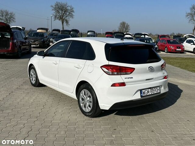 Хендай i30, об'ємом двигуна 1.58 л та пробігом 164 тис. км за 8834 $, фото 7 на Automoto.ua