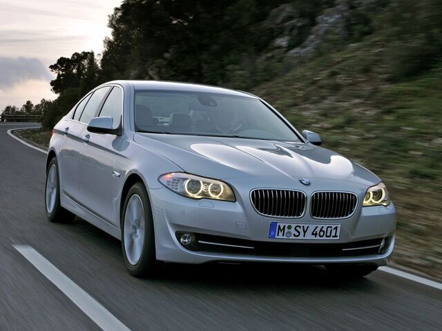 БМВ 5 Серия, Седан 2010 - н.в. 550i xDrive (F10)