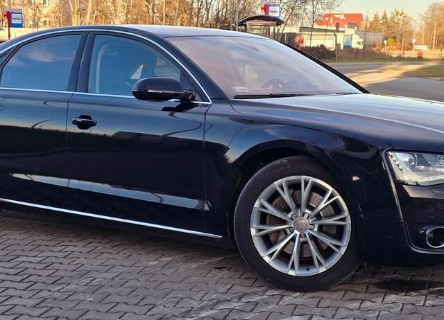 Ауди А8 2011 в Европе на Automoto.ua Черный Ауди А8, объемом двигателя 2.97 л и пробегом 300 тыс. км за 86100 $, фото 7 на Automoto.ua