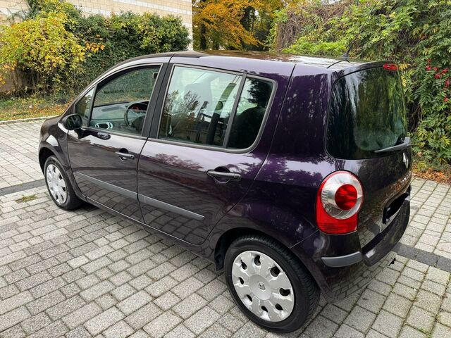 Рено Модус 2006 у Європі на Automoto.ua Синій Рено Модус, об'ємом двигуна 1.15 л та пробігом 126 тис. км за 1650 $, фото 6 на Automoto.ua