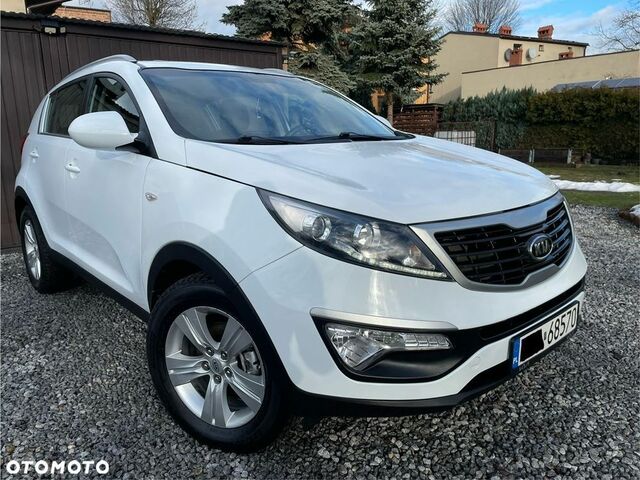 Кіа Sportage, об'ємом двигуна 1.69 л та пробігом 223 тис. км за 8186 $, фото 9 на Automoto.ua