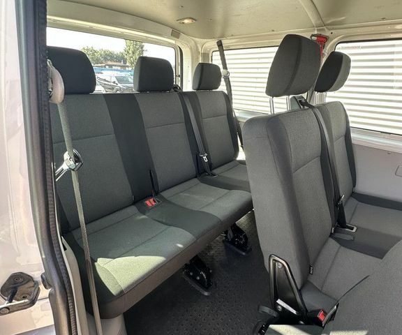 Фольксваген Transporter T6 2016 в Европе на Automoto.ua Белый Фольксваген Transporter T6, объемом двигателя 1.97 л и пробегом 224 тыс. км за 16987 $, фото 5 на Automoto.ua