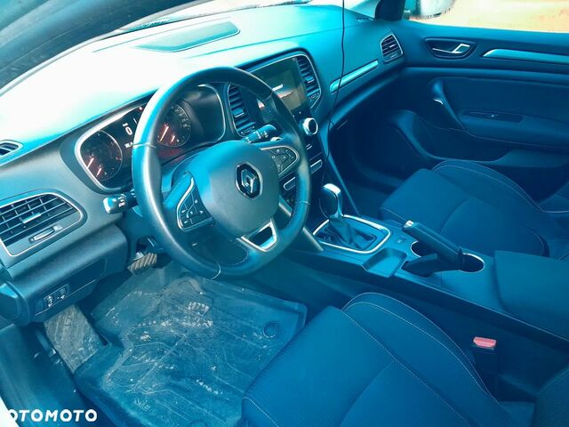 Рено Меган 2022 у Європі на Automoto.ua Сірий Рено Меган, об'ємом двигуна 1 л та пробігом 132 тис. км за 12809 $, фото 8 на Automoto.ua