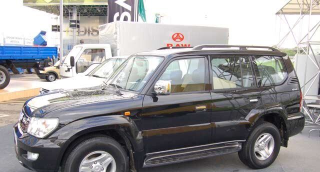 БАВ Ленд Кінг, Позашляховик / Кросовер 2001 - н.в. 2.4 4WD (130 л.с.)