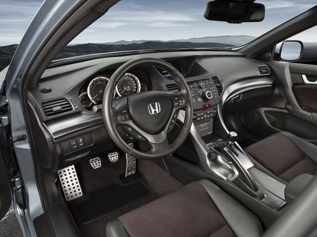 Хонда Аккорд, Седан 2010 - 2012 VIIl 2,4 i-VTEC 16V (200)