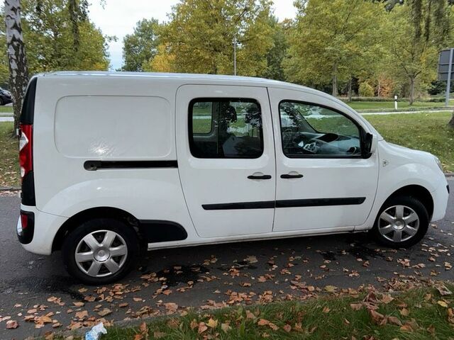 Рено Kangoo E-TECH 2012 в Европе на Automoto.ua Рено Kangoo E-TECH, объемом двигателя 0 л и пробегом 77 тыс. км за 2900 $, фото 5 на Automoto.ua