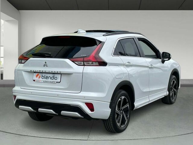 Міцубісі Eclipse Cross 2021 у Європі на Automoto.ua Білий Міцубісі Eclipse Cross, об'ємом двигуна 2.36 л та пробігом 45 тис. км за 30395 $, фото 4 на Automoto.ua