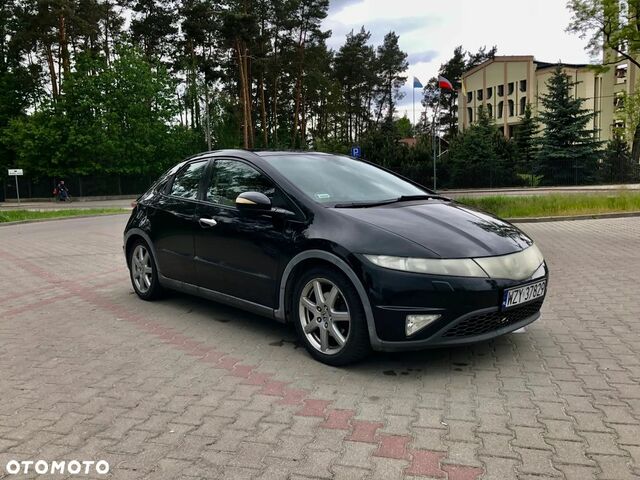 Хонда Цивик, объемом двигателя 2.2 л и пробегом 318 тыс. км за 4536 $, фото 1 на Automoto.ua