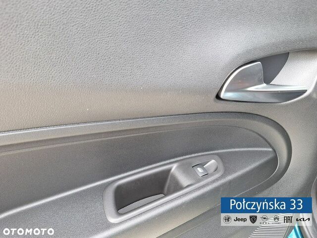 Альфа Ромео Джуниор 2025 в Европе на Automoto.ua Синий Альфа Ромео Джуниор, объемом двигателя 1 л и пробегом 7 тыс. км за 31693 $, фото 9 на Automoto.ua