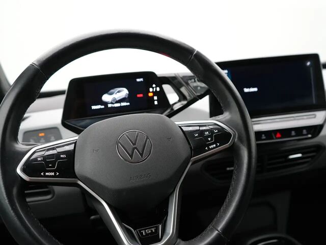 Фольксваген ID.3 2020 у Європі на Automoto.ua Білий Фольксваген ID.3, об'ємом двигуна 0 л та пробігом 76 тис. км за 21250 $, фото 13 на Automoto.ua