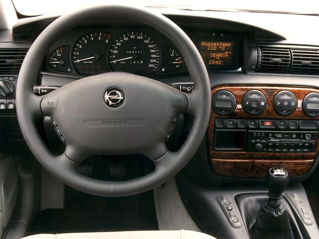Опель Омега, Седан 1994 - 2004 B 2.0 i 16V